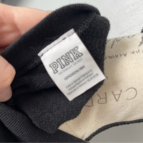 PINK Victoria’s Secret Black Cropped Sweatshirt Glossy Logo Top Small - Picture 7 of 7